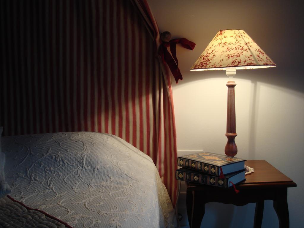 La Maison De Justine Murat (Cantal) Bagian luar foto